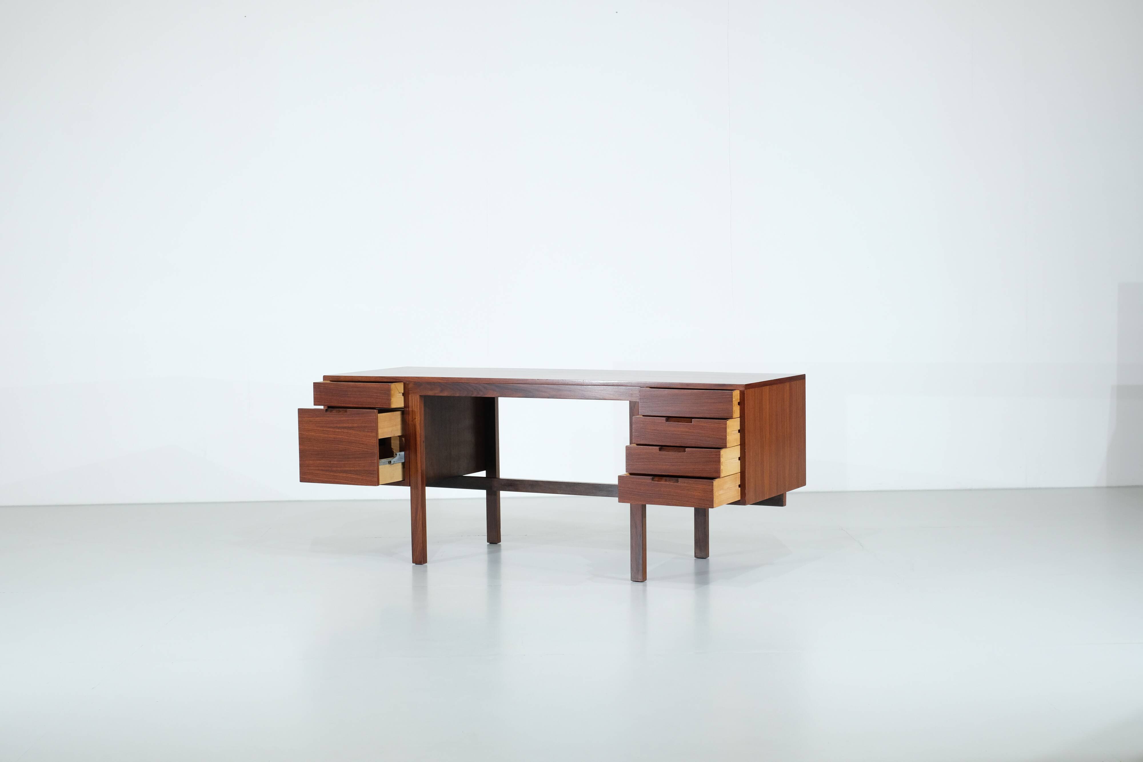 Canaan desk by Marcel Breuer for Gavina - 1960s