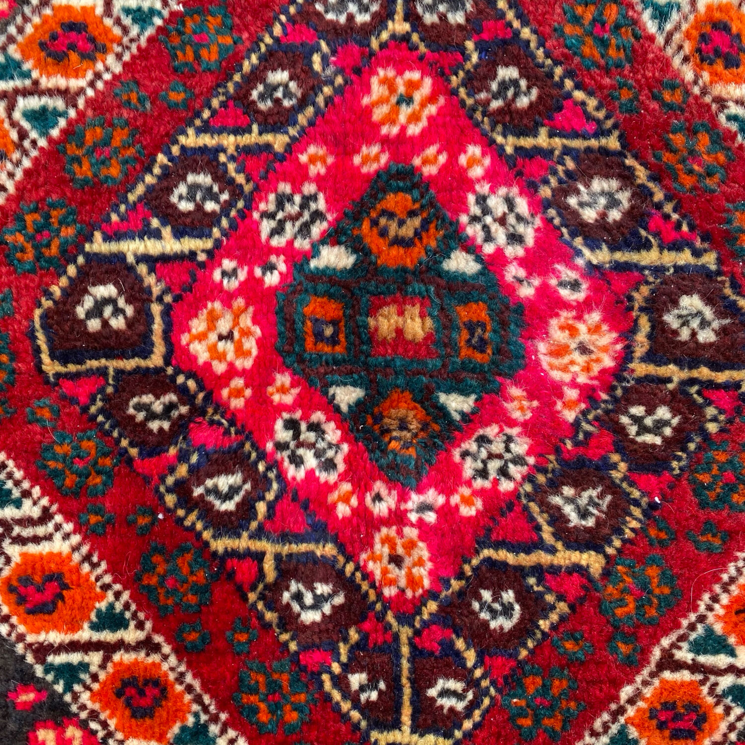 Tribal Persian rug 120x155 cm