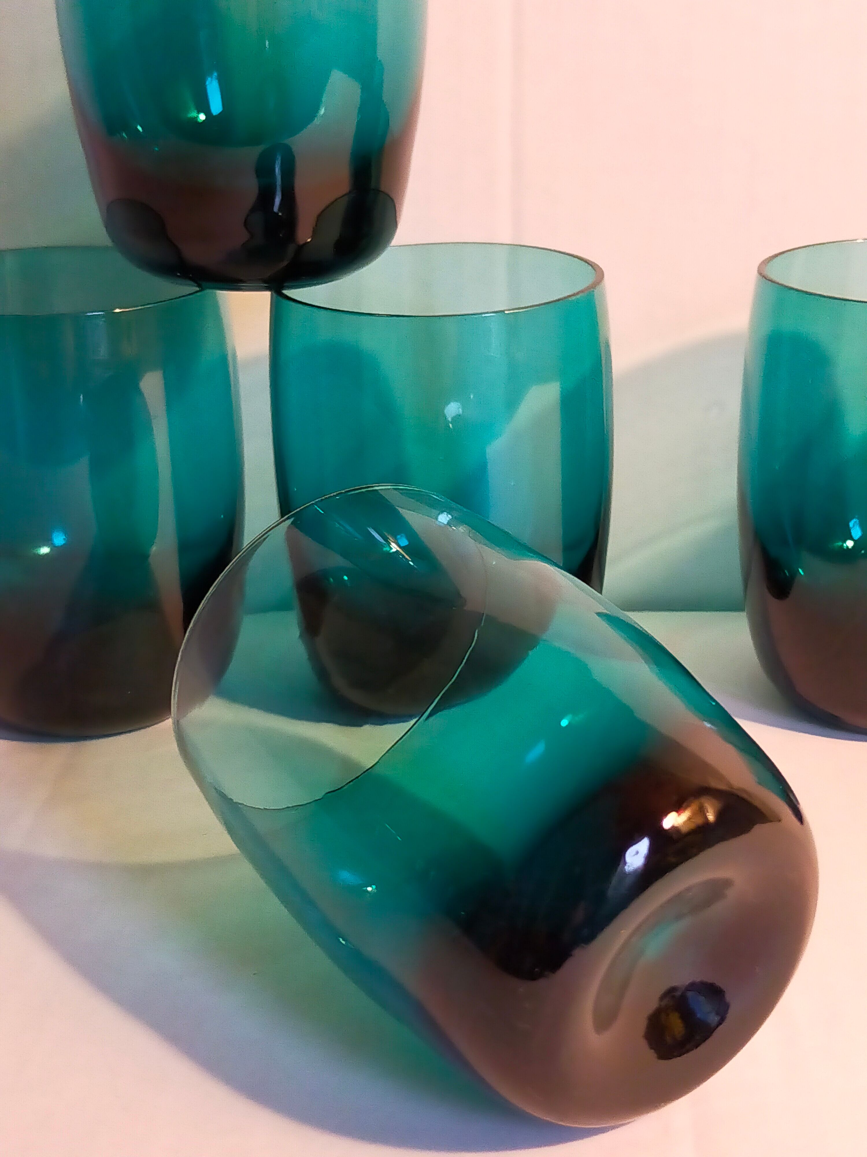 Six verres de verrier bleus paon vintages
