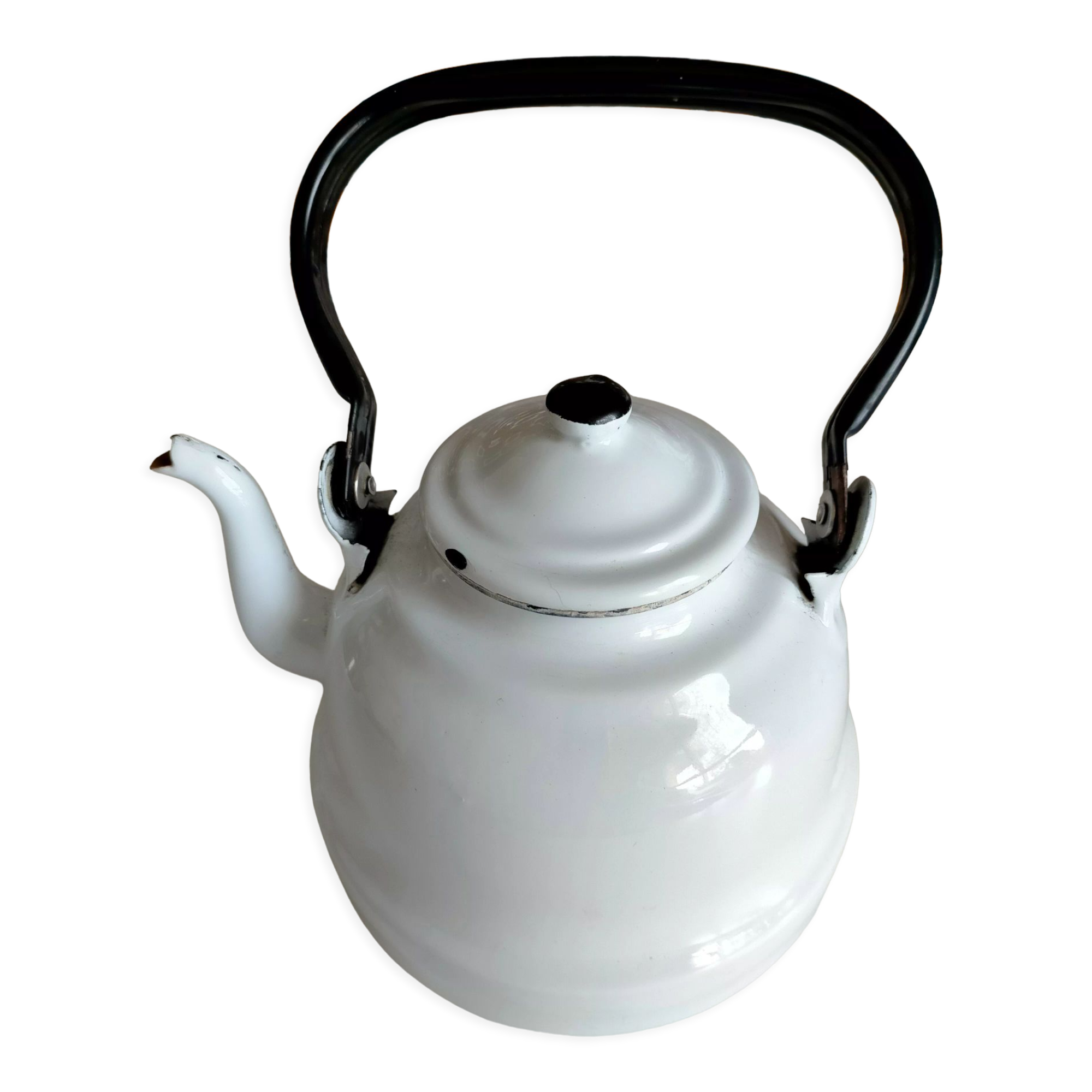 Enamelled kettle