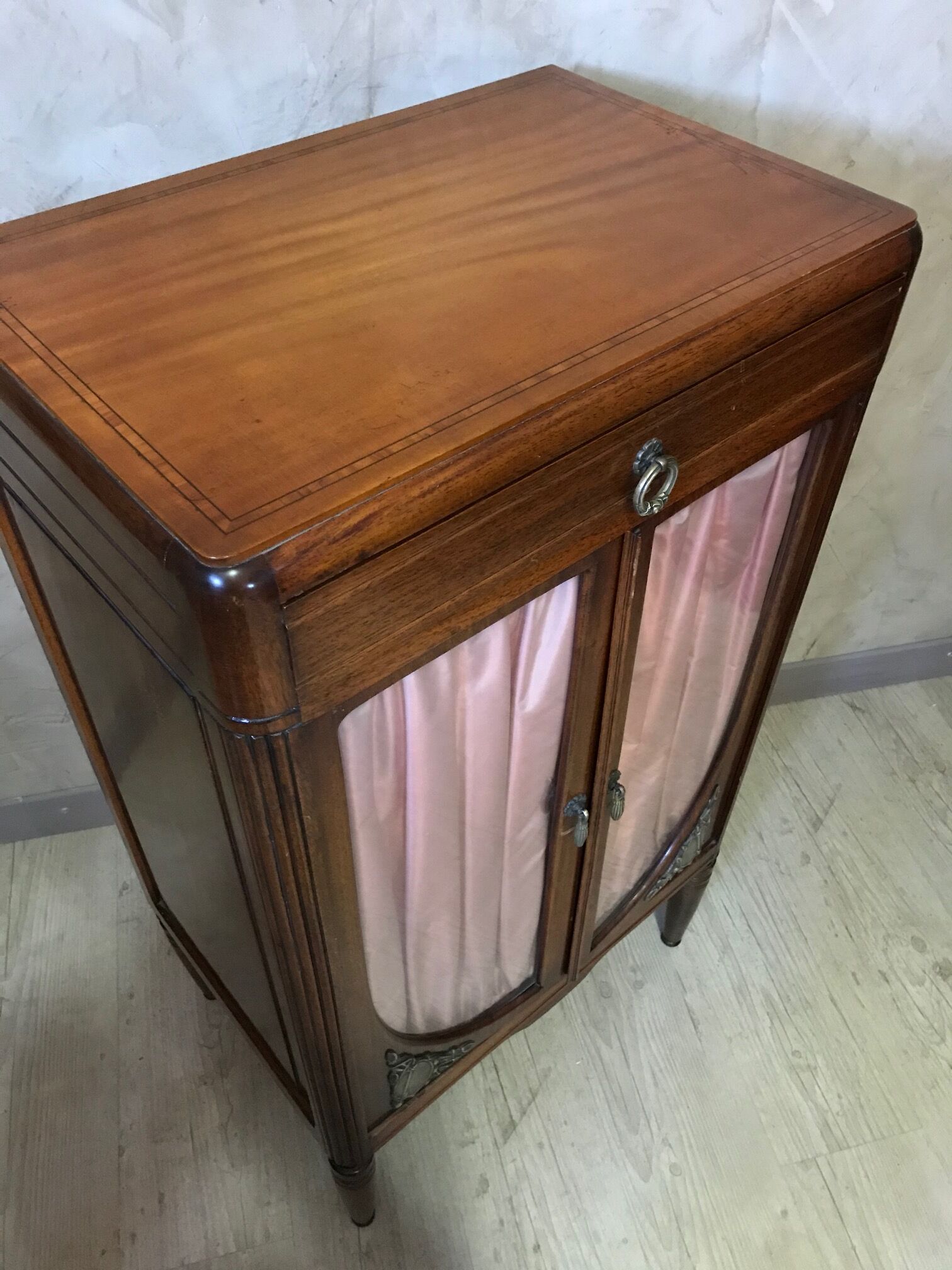 Furniture with partitions 1925