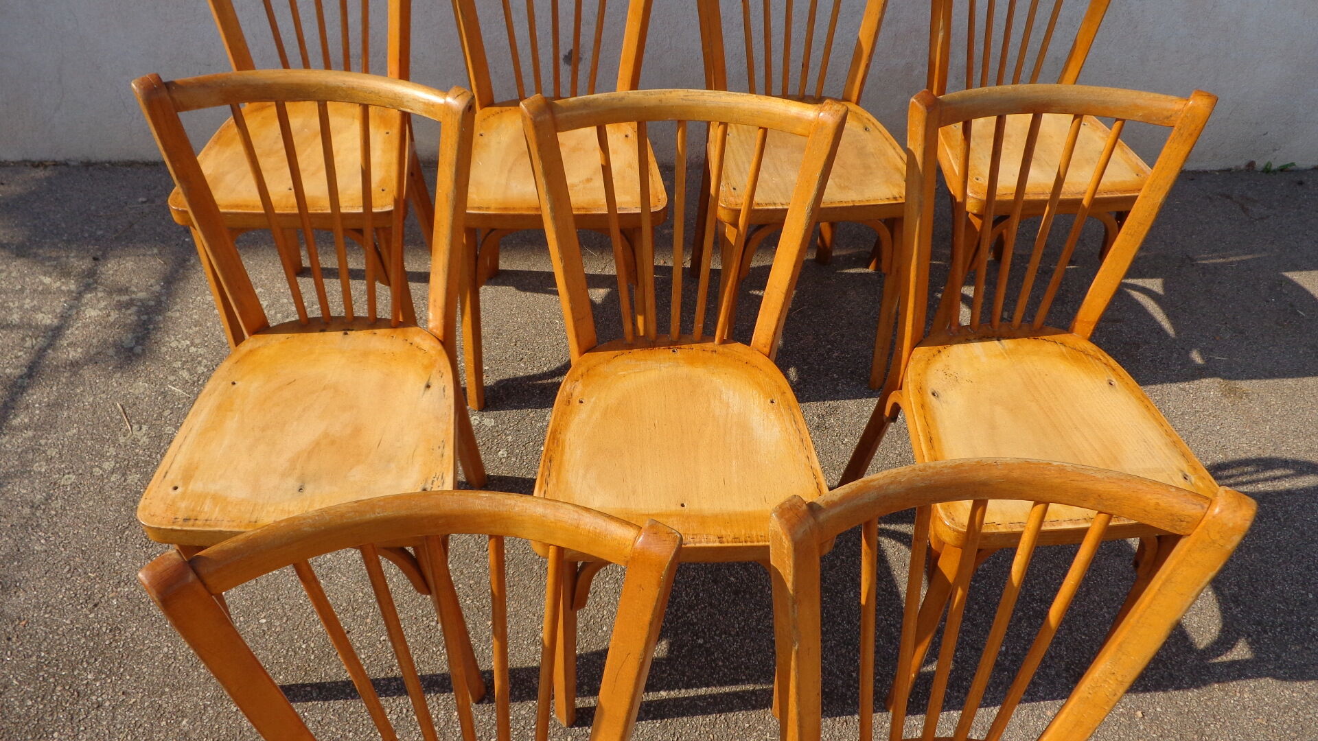 Série de 9 chaises Baumann