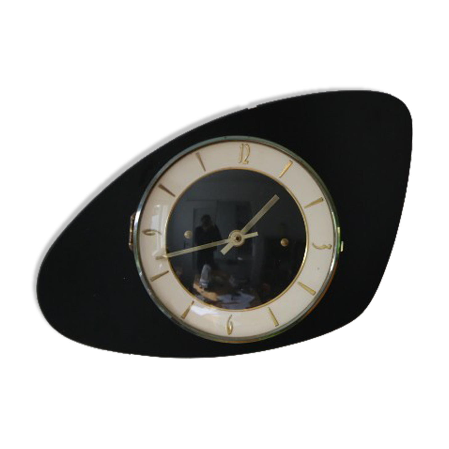 Horloge triangulaire formica noir