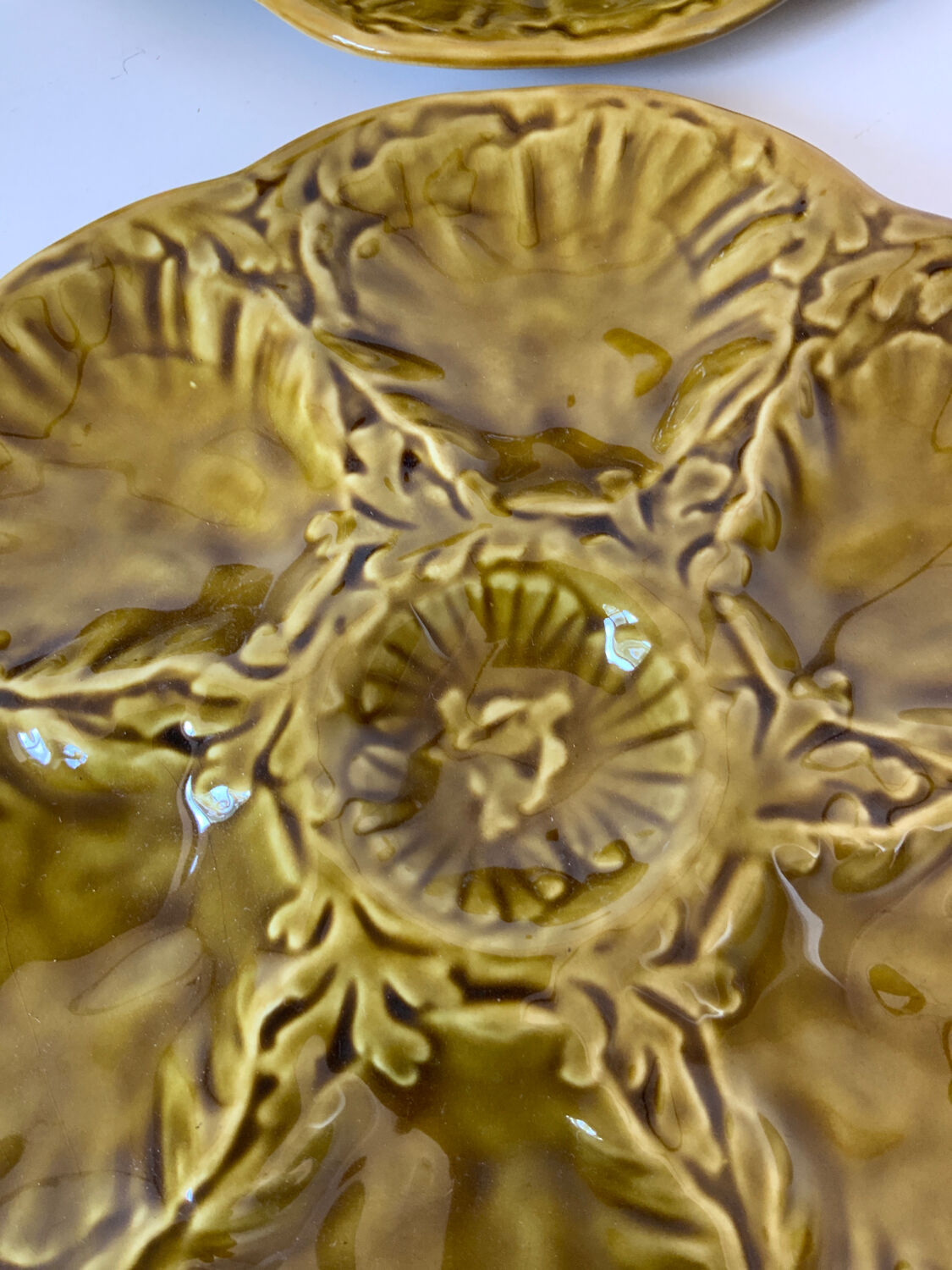Oyster plates