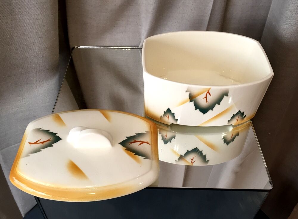 Boîte en porcelaine a biscuits des annees 1930 1940