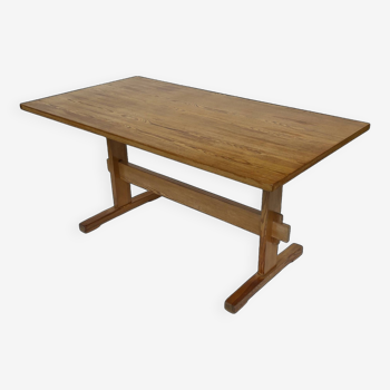 Vintage Scandinavian Pine wood shaker dining table design 70's