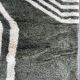 Off-white Moroccan rug with geometric patterns, 160cm x 260cm