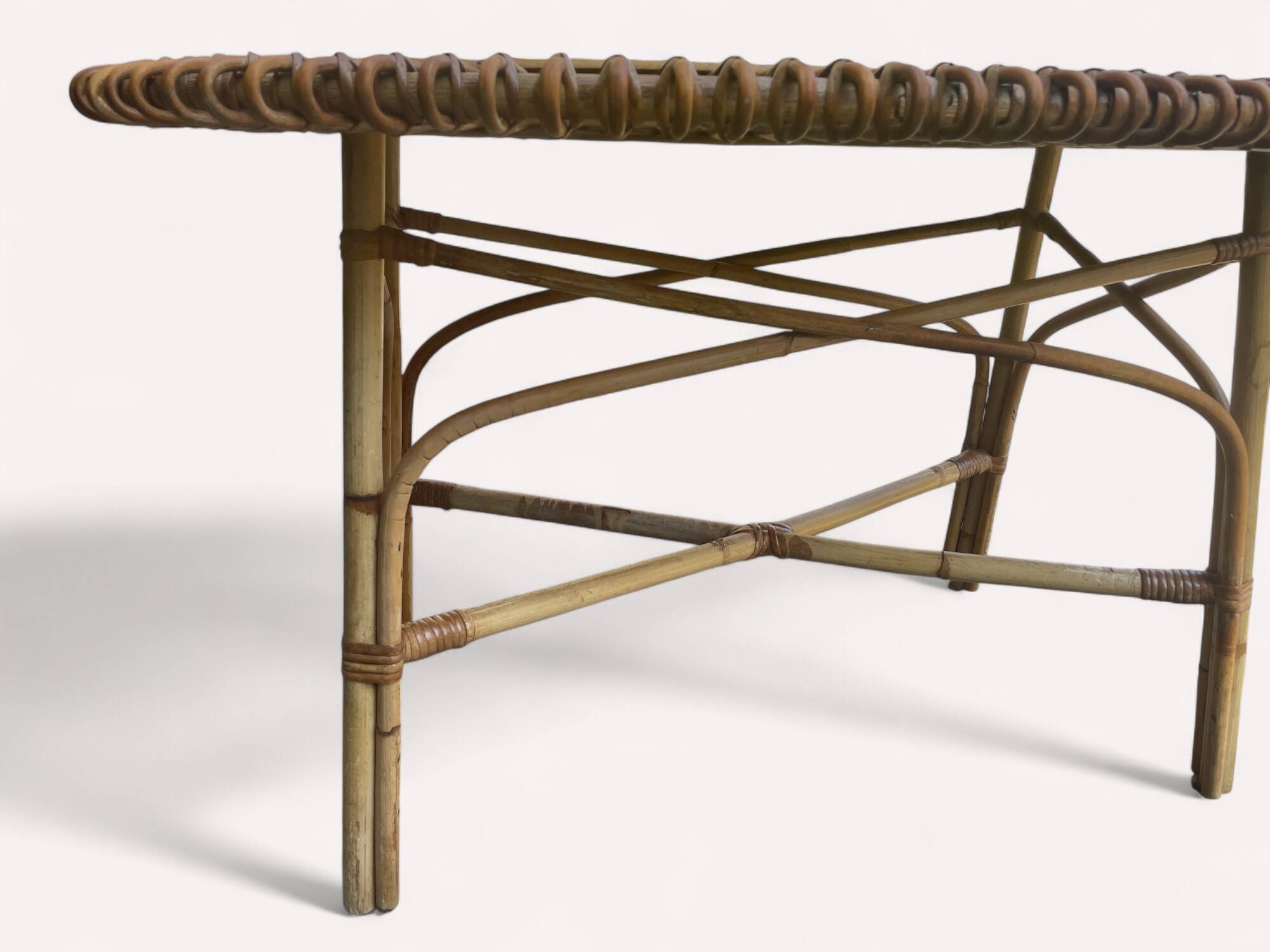 Table basse soleil en rotin