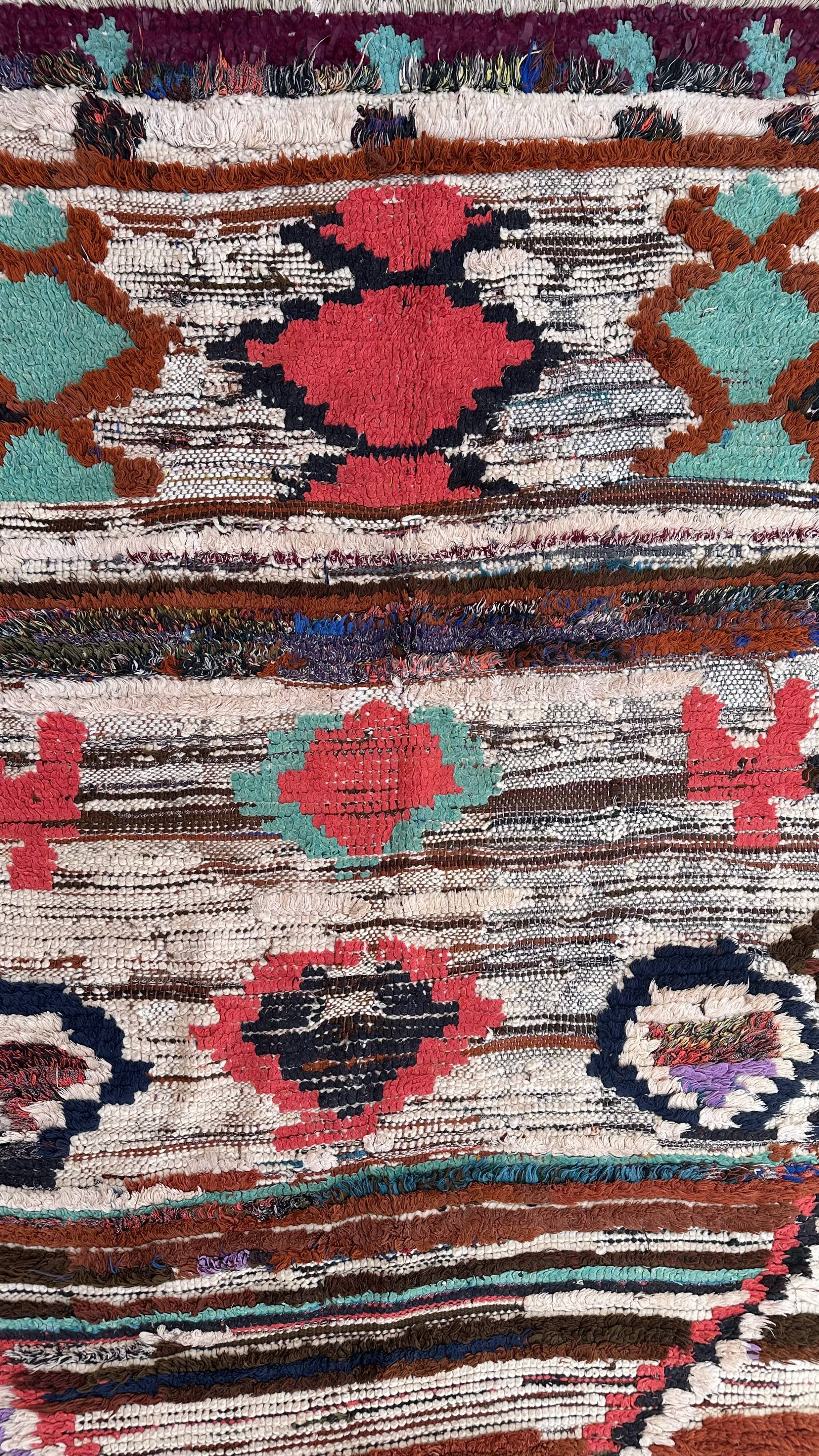 Colorful moroccan rug - 107 x 174 cm