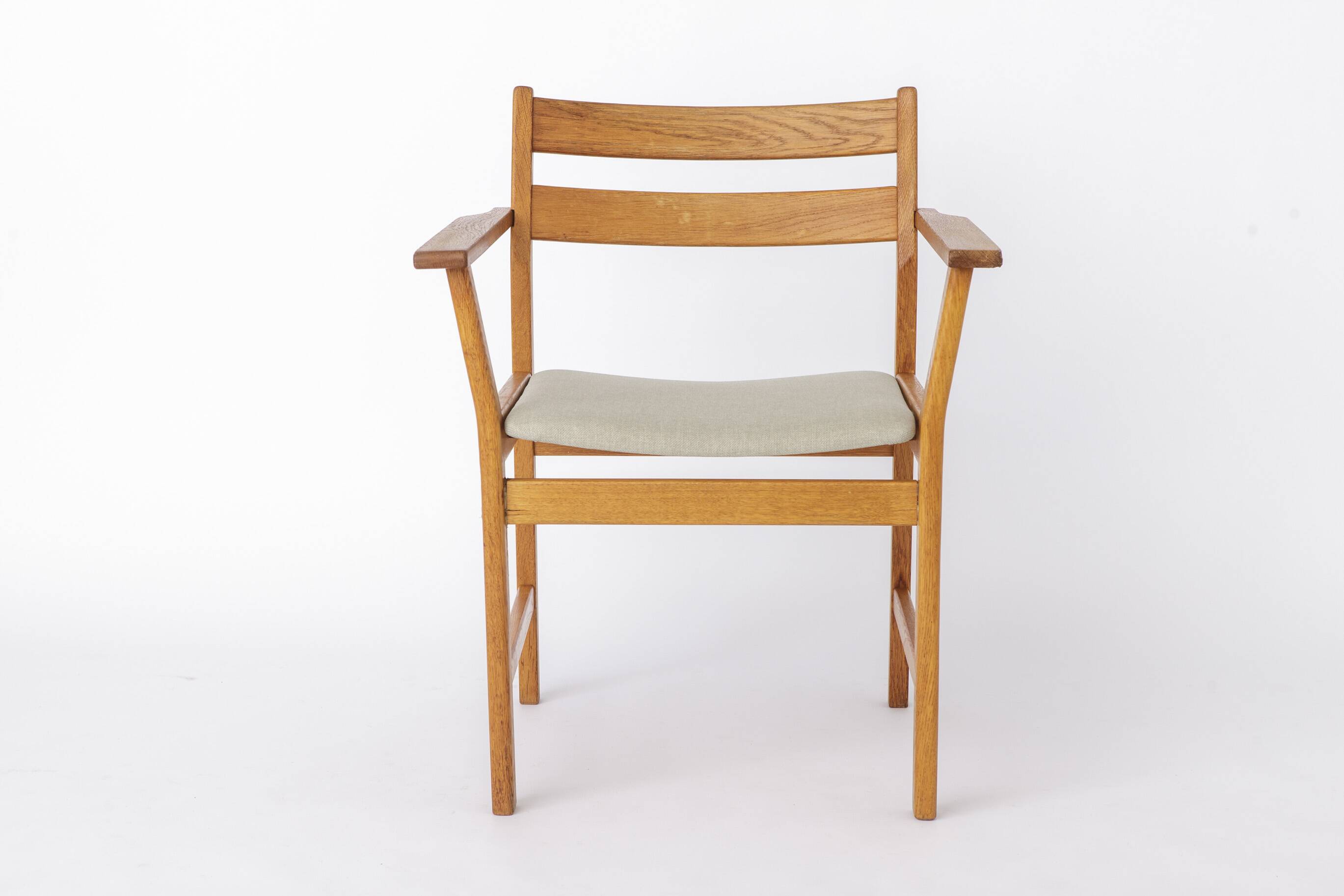 2 of 6 Kurt Østervig Oak Dining Chairs for KP Møbler, 1960s Danish