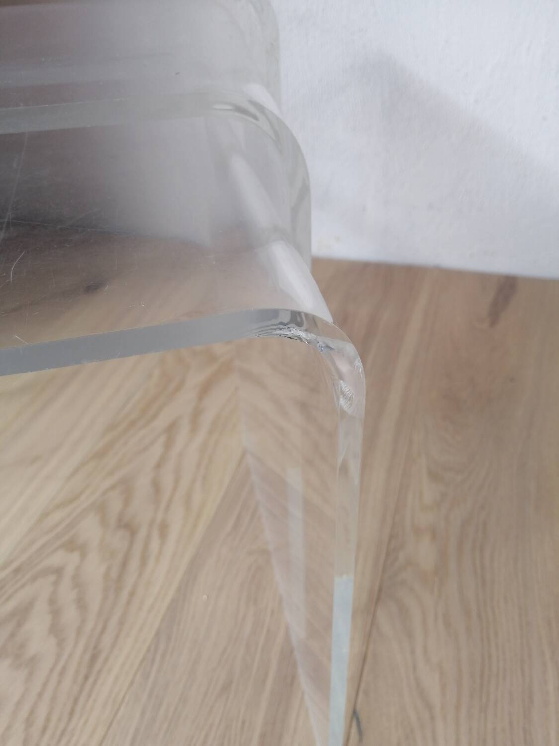 3 nesting tables in plexiglass