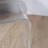 3 nesting tables in plexiglass