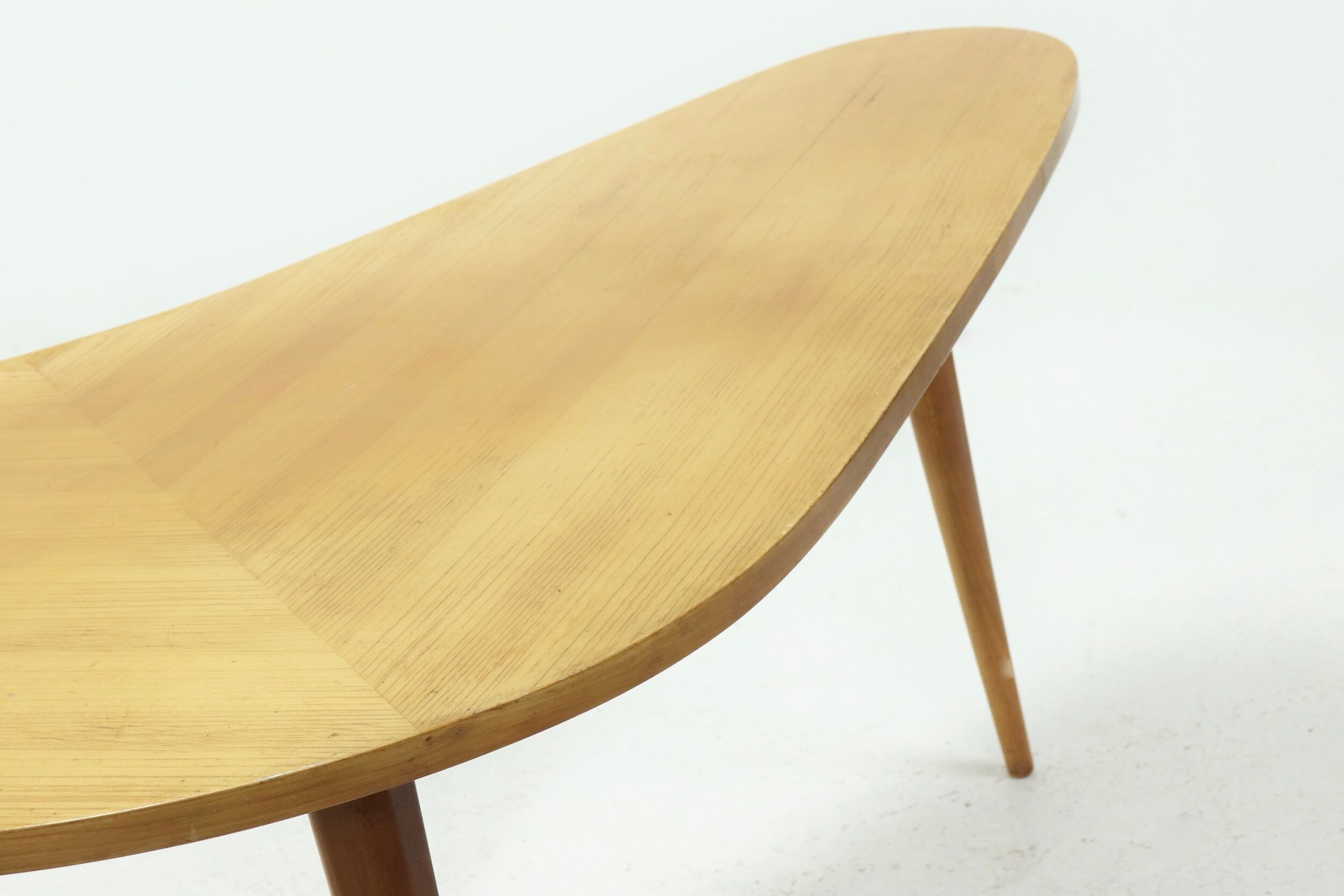 Boomerang desk table in birch 1950s