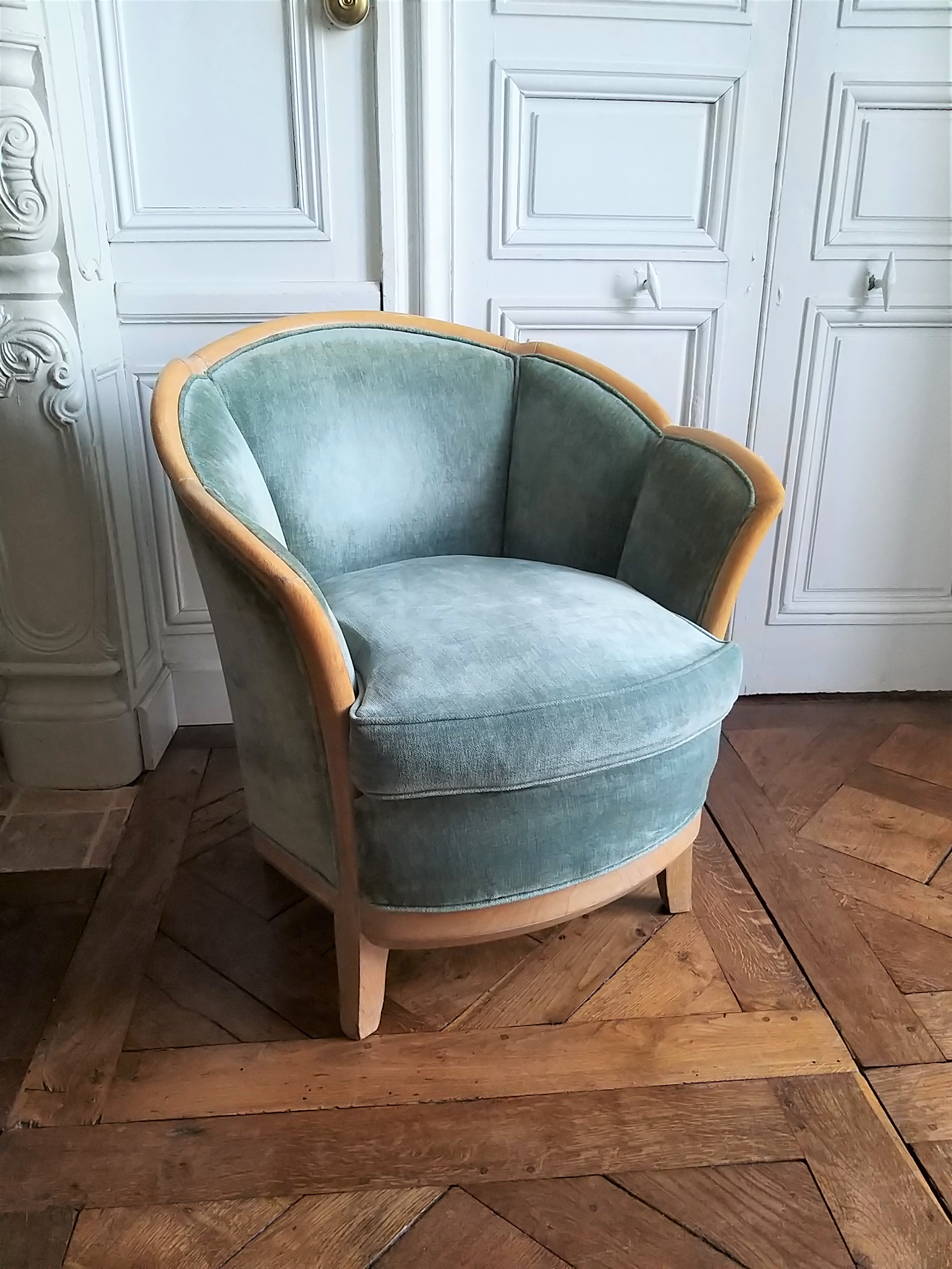 Vintage Art Deco style chair design Rosello in Paris