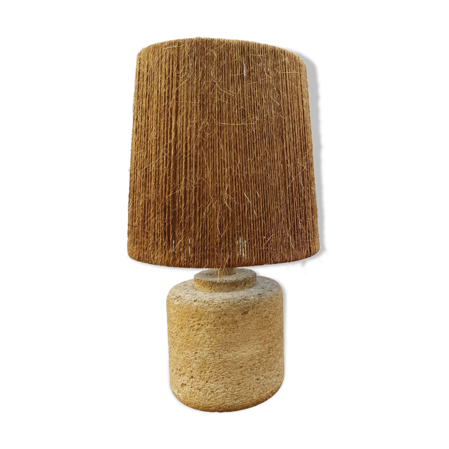 Gard stone lamp