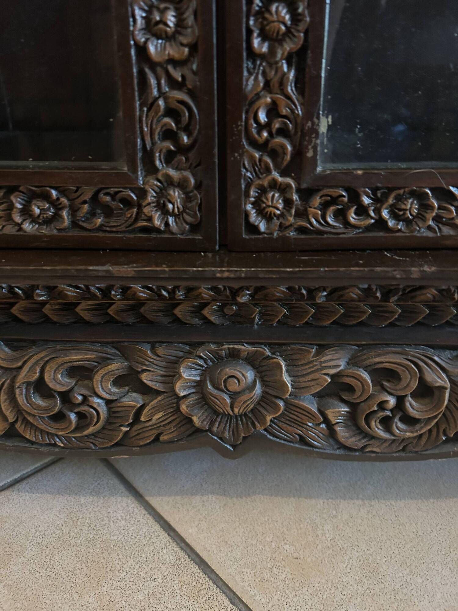 Thai trapezoidal display cabinet in carved solid wood