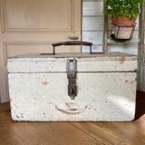 Beige workshop chest