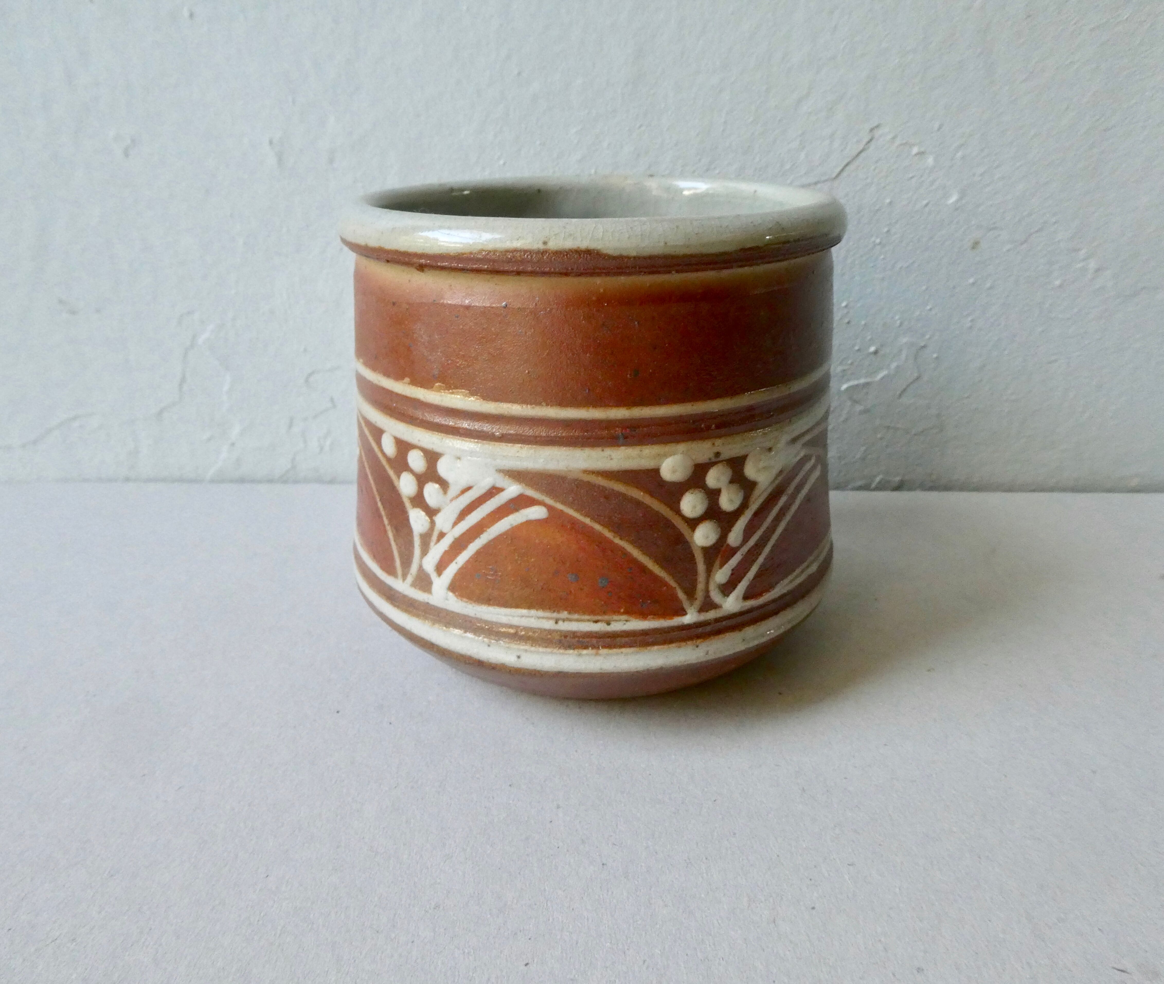 Pot, sandstone pot cover Katrin Dechaud and Roland Bottani, la Borne