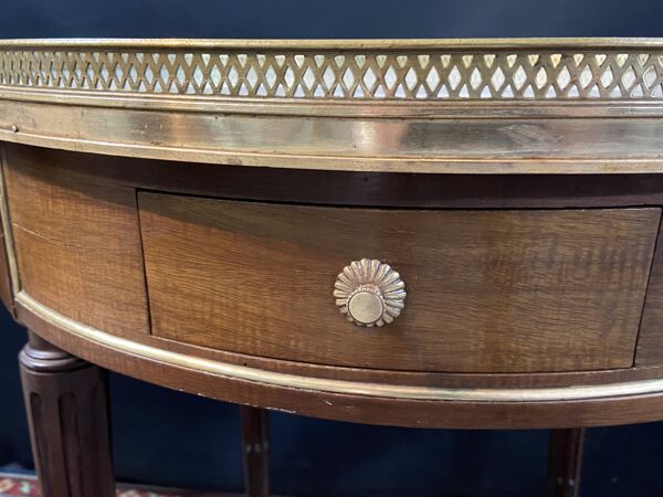 Table bouillotte de style Louis XVI guéridon en acajou plateau marbre blanc