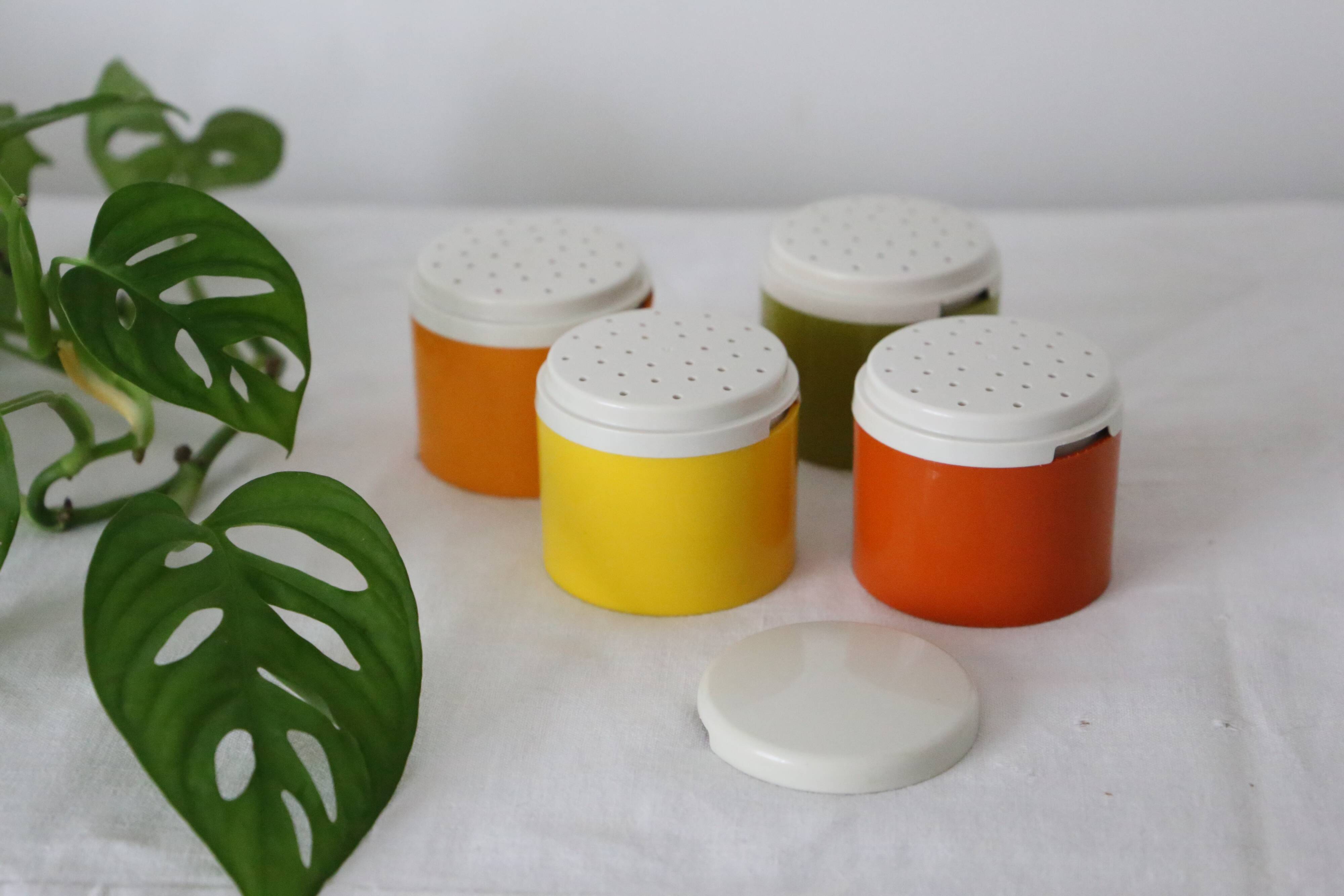 Set of salt and pepper, Tupperware, vintage