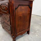 Curved Lyonnaise commode from the Louis XV period in solid walnut, late 1750s.