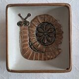 Vintage snail catchall