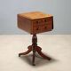 Petite table ancienne victorienne en acajou avec incrustations, Angleterre, XIXe siècle