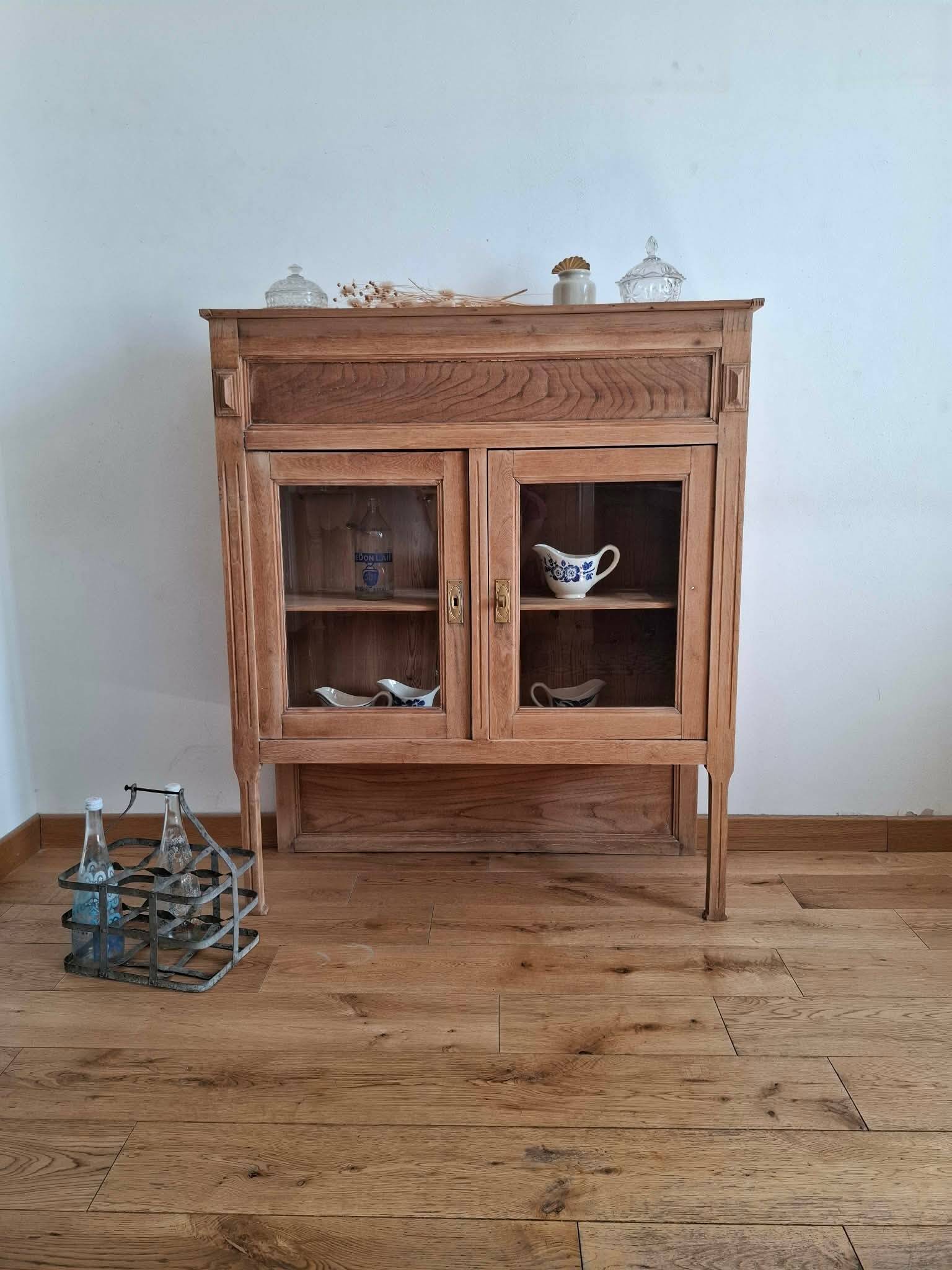Joli haut de buffet vitrine esprit campagne