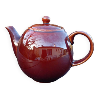Glazed brown ceramic teapot from London Pottery, England