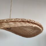 Rattan suspension or shade in the shape of a braided undulating circular tray d:80