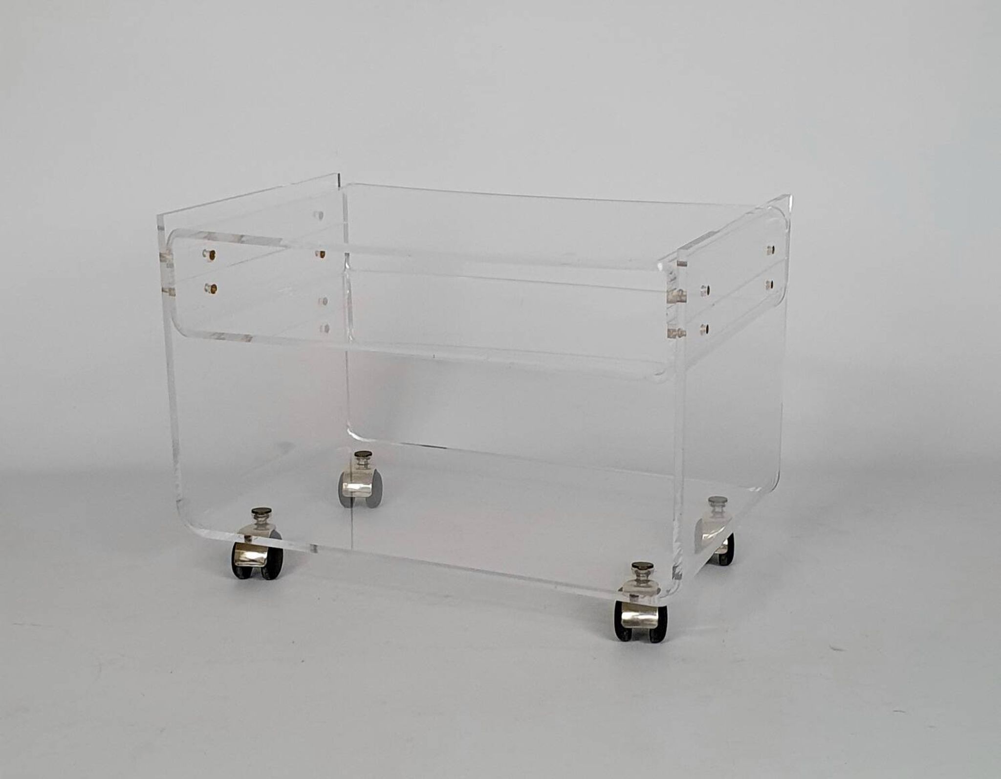 Plexiglas furniture Marais international