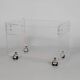 Meuble en plexiglas Marais international