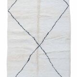 Traditional handmade beni ouarin rug size 150 x 250 cm