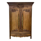 Armoire de mariage Normande sculptée en chêne clair du 19ème siècle