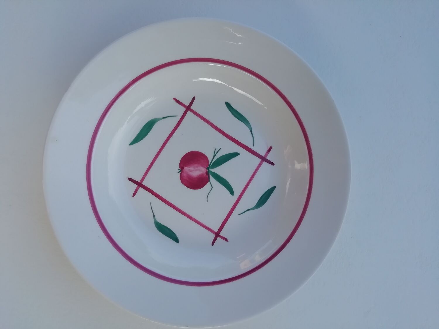 Apple plate