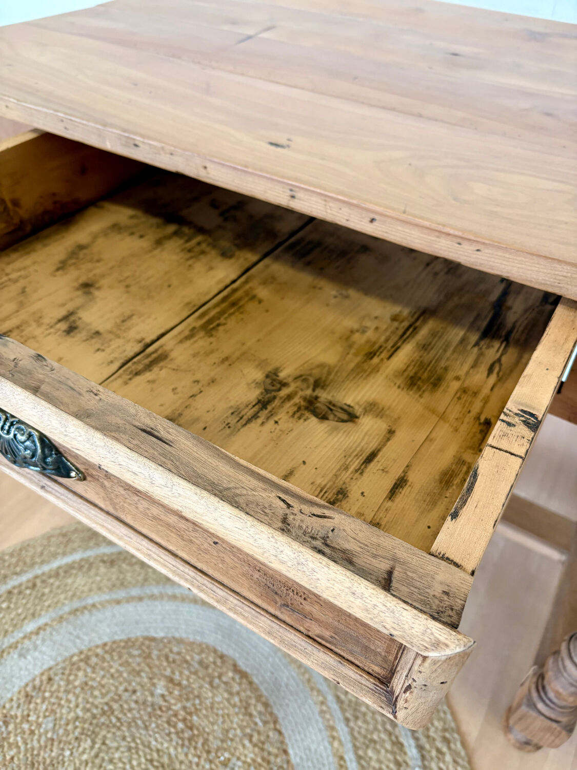 Renovated oak desk table