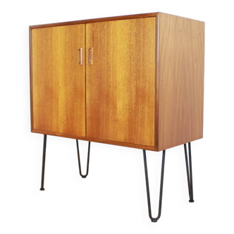 Teak cabinet hairpinglegs