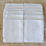 Set de 12 serviettes de table brodées main