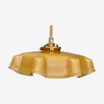 Suspension abat-jour vintage en opaline ocre