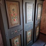 Armoire polychrome