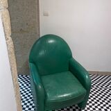 Green club armchair ultra design in contemporary vintage leather