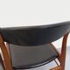 Paire de chaises scandinaves en teck et skaï, années 50-60