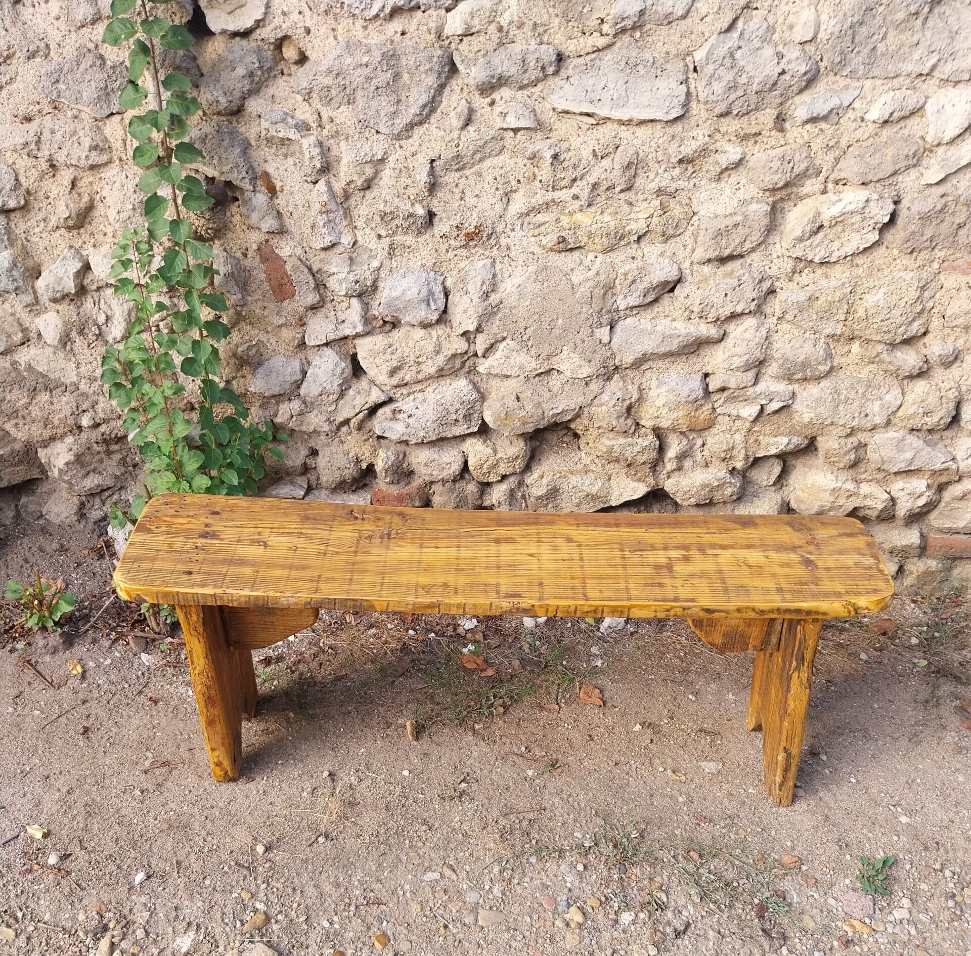 Banc ancien en bois