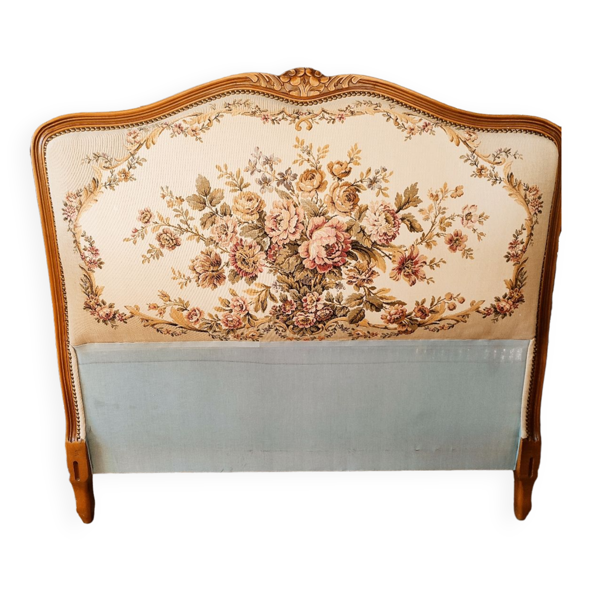 Bohemian headboard with tapestry