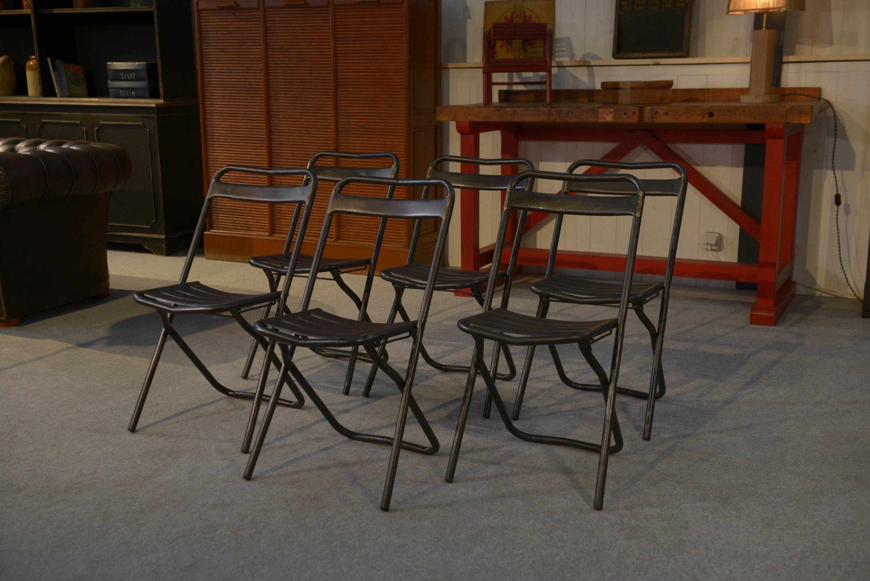 Set of 6 industrial folding chairs assembled by soldering 1950