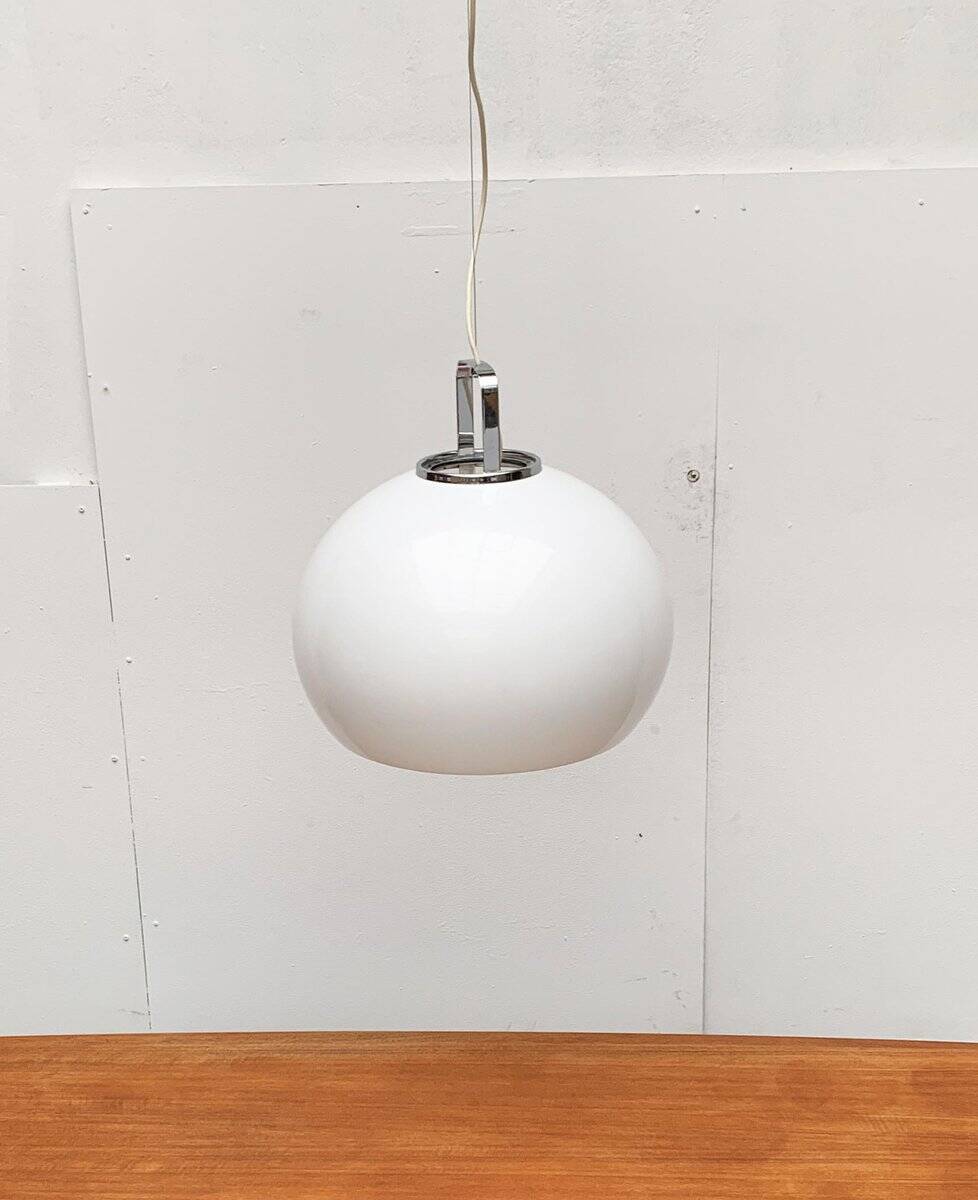 Zurich suspension lamp from the Italian space age of the mid-century by Luigi Massoni for Guzzini.