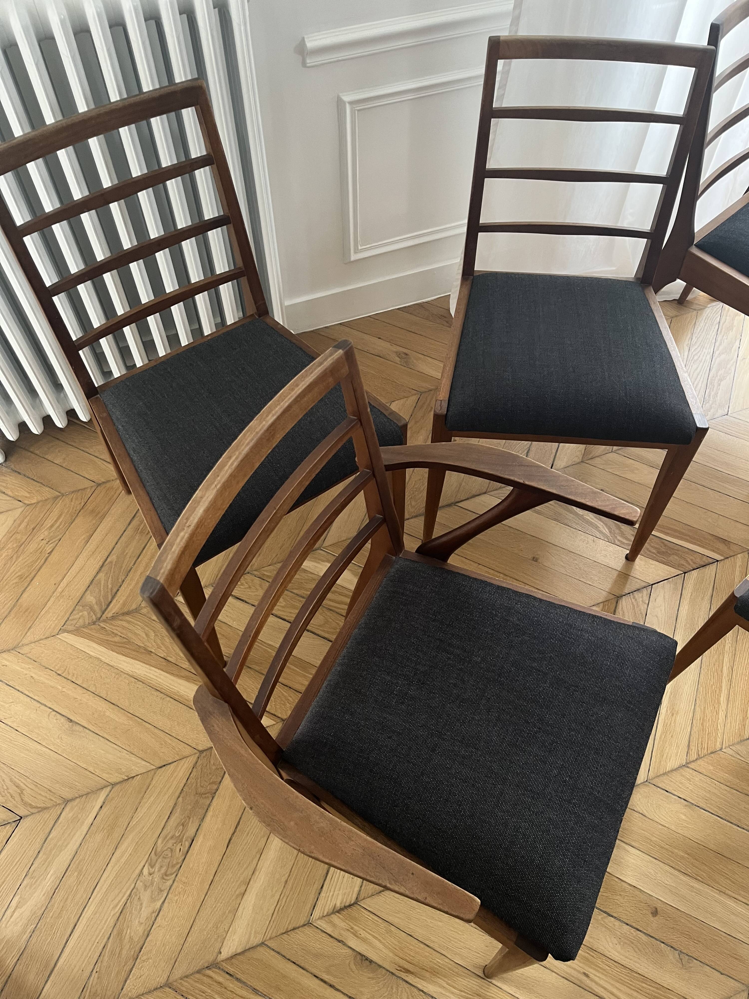 4 chairs and 2 armchairs McIntosh mid-century modern teak Kvadrat