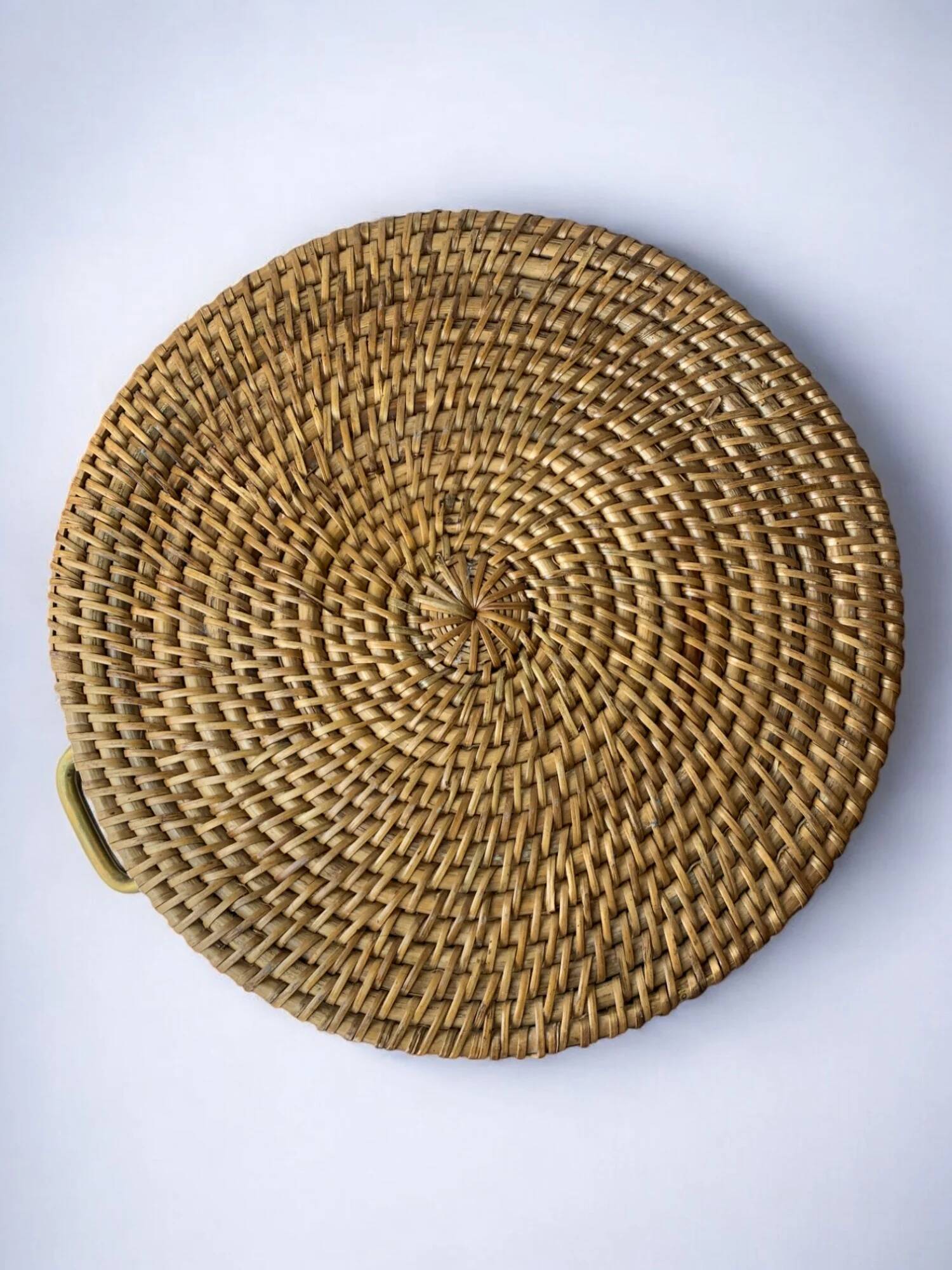 Circular rattan and brass tray, Italy, 1970s, 38 cm diameter