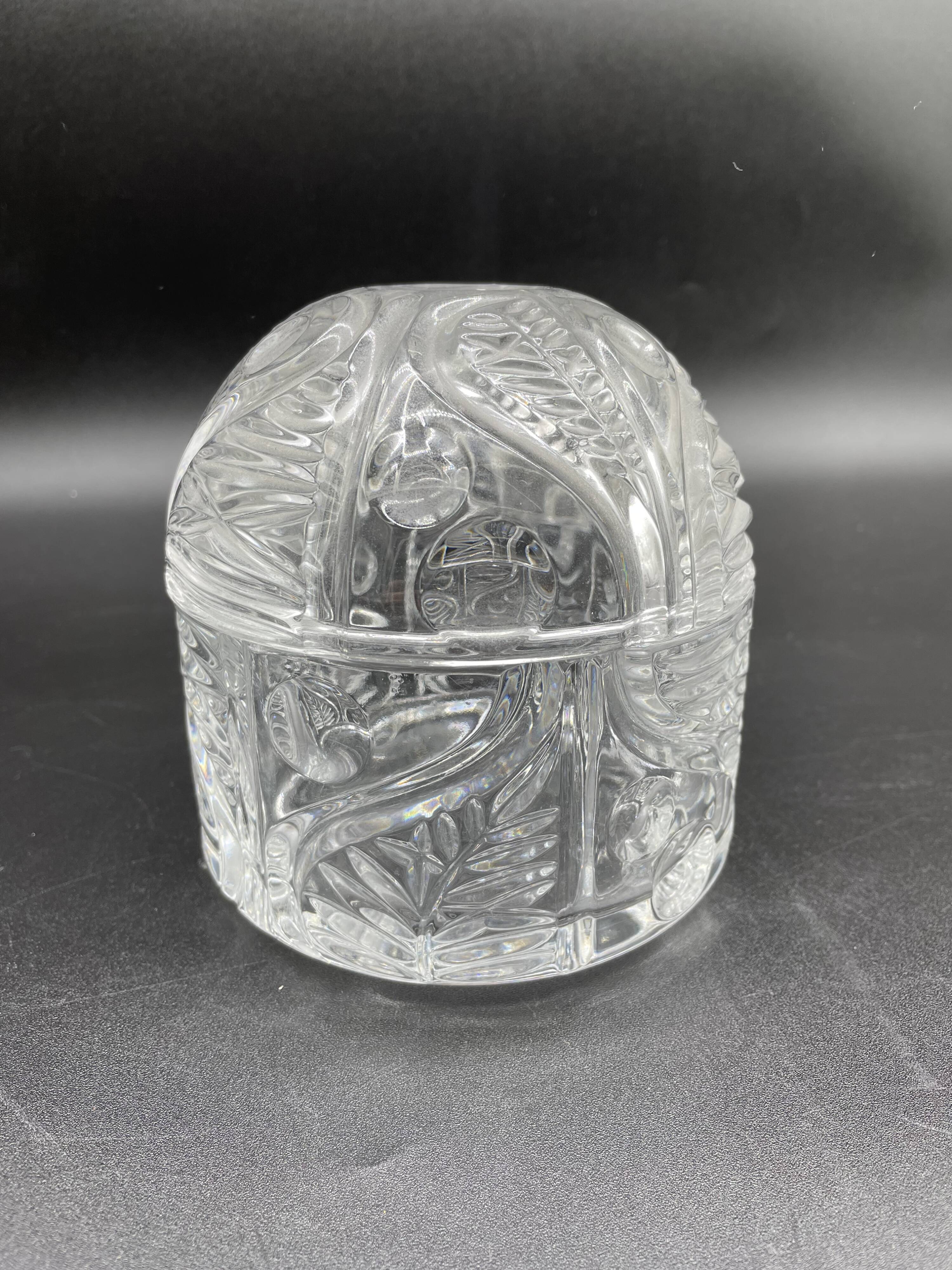 Bohemian crystal bonbonnière 24% PbO – Bohemia Czechoslovakia – Box