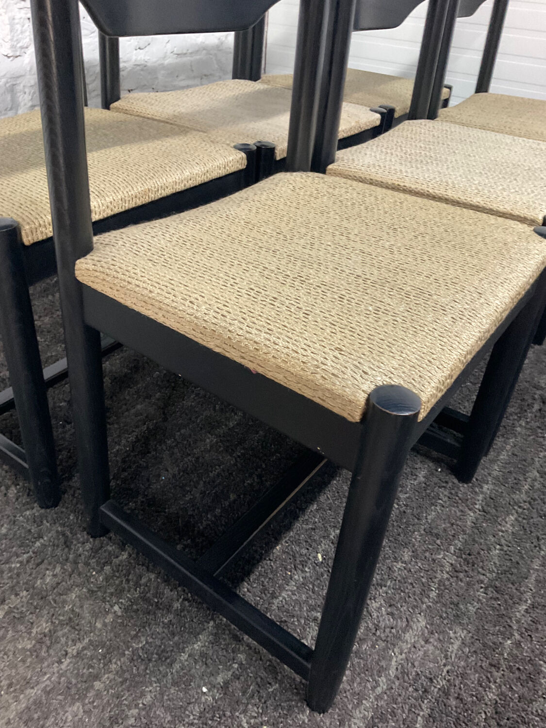 Series of 6 Vico Magistretti chairs from the 70s